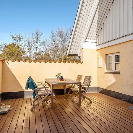 Cozy In With Kitchen * Glesborg